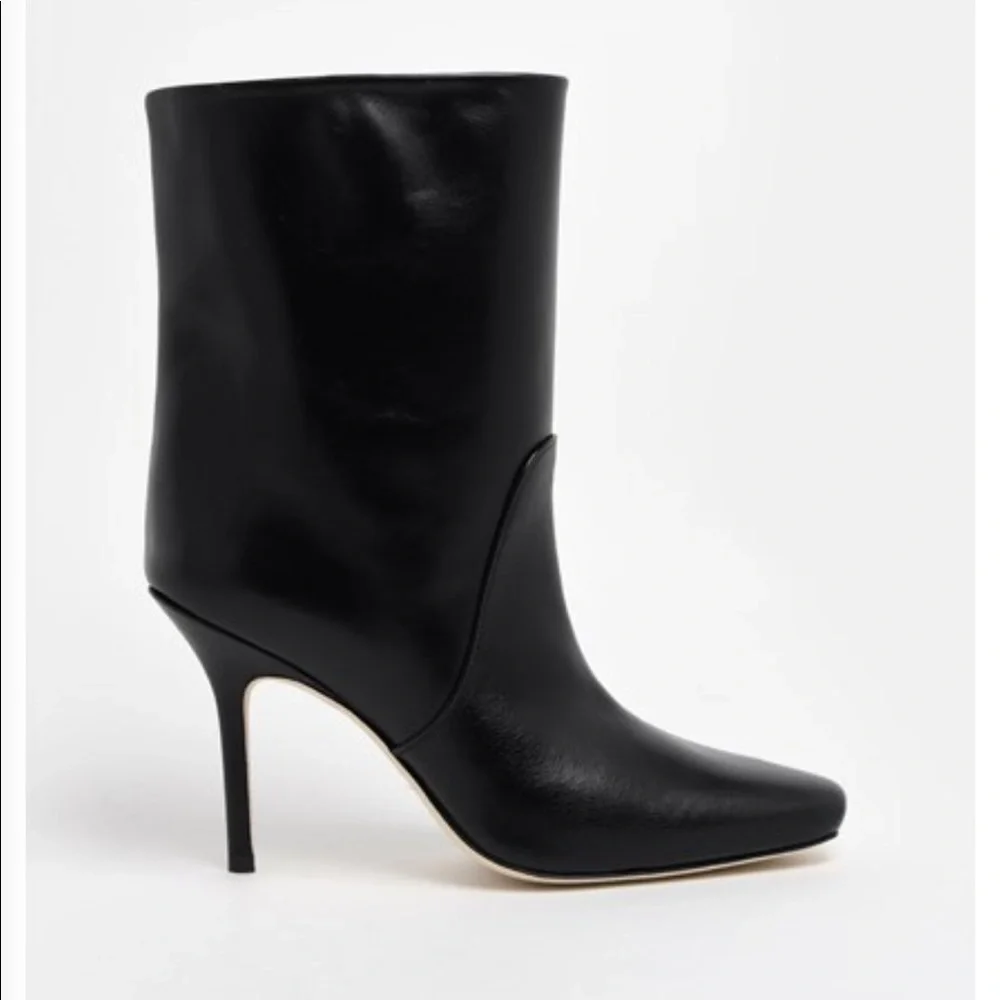 Black booties - Picture 1 of 6